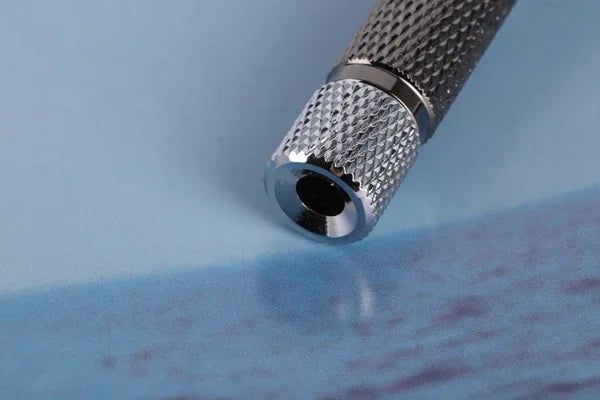 Yaqi Justerbar Sikkerhedsbarbermaskine – Barbermaskine med Dobbeltkant i Rustfrit Stål til Mænd (Krom / Gunmetal)