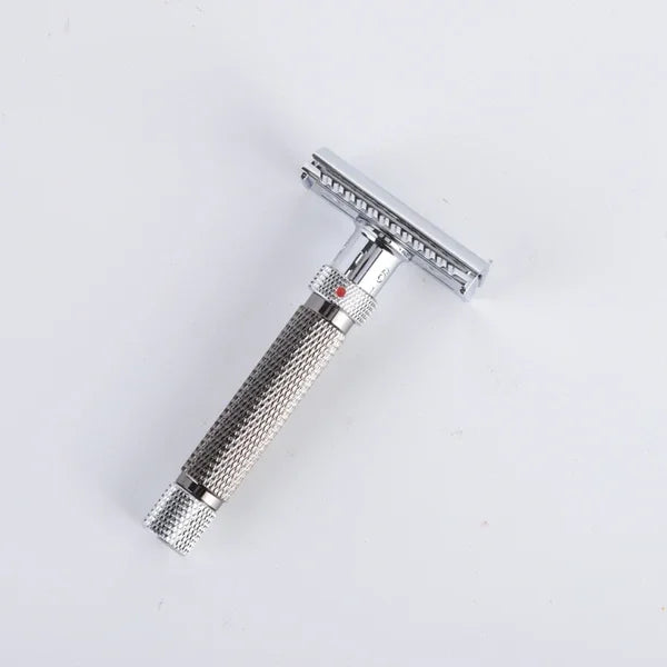 Yaqi Justerbar Sikkerhedsbarbermaskine – Barbermaskine med Dobbeltkant i Rustfrit Stål til Mænd (Krom / Gunmetal)